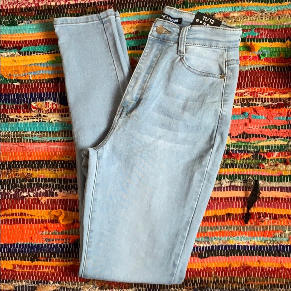 NWT Fashion Nova skinny jeans